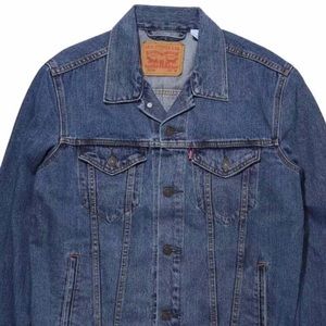 Levi’s Jean trucker jacket